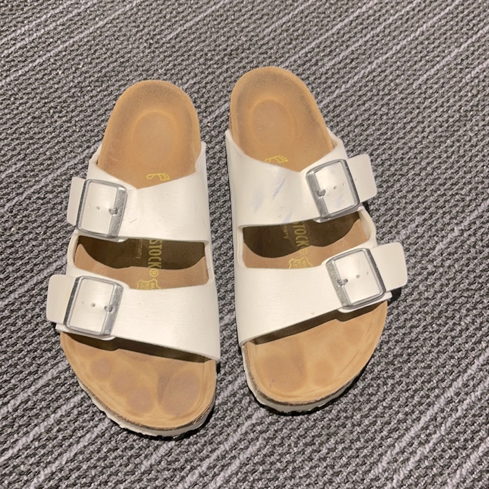 Birkenstock white sandals 8